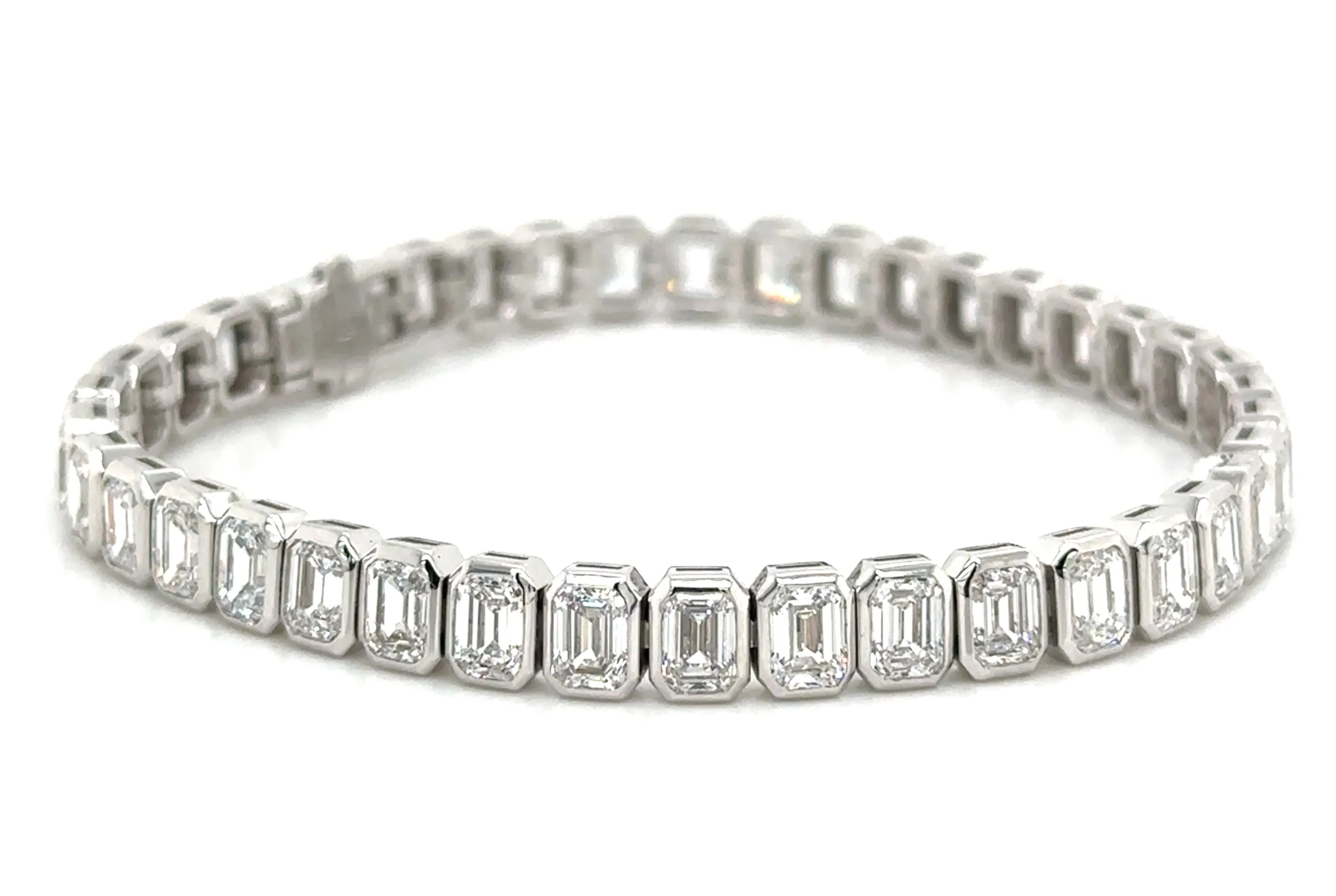 13.63carat Lab Diamond Emerald-cut Statement Tennis Bezel-set Bracelet
