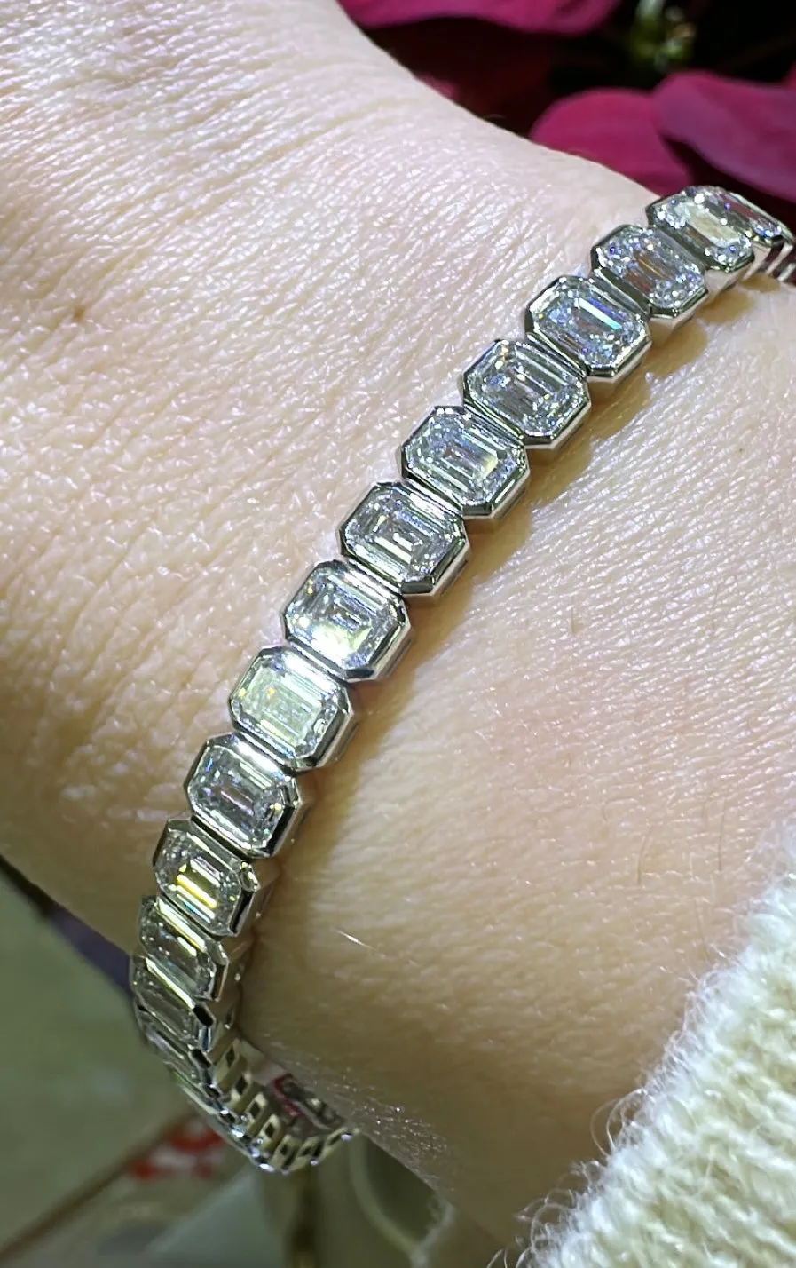 13.63carat Lab Diamond Emerald-cut Statement Tennis Bezel-set Bracelet