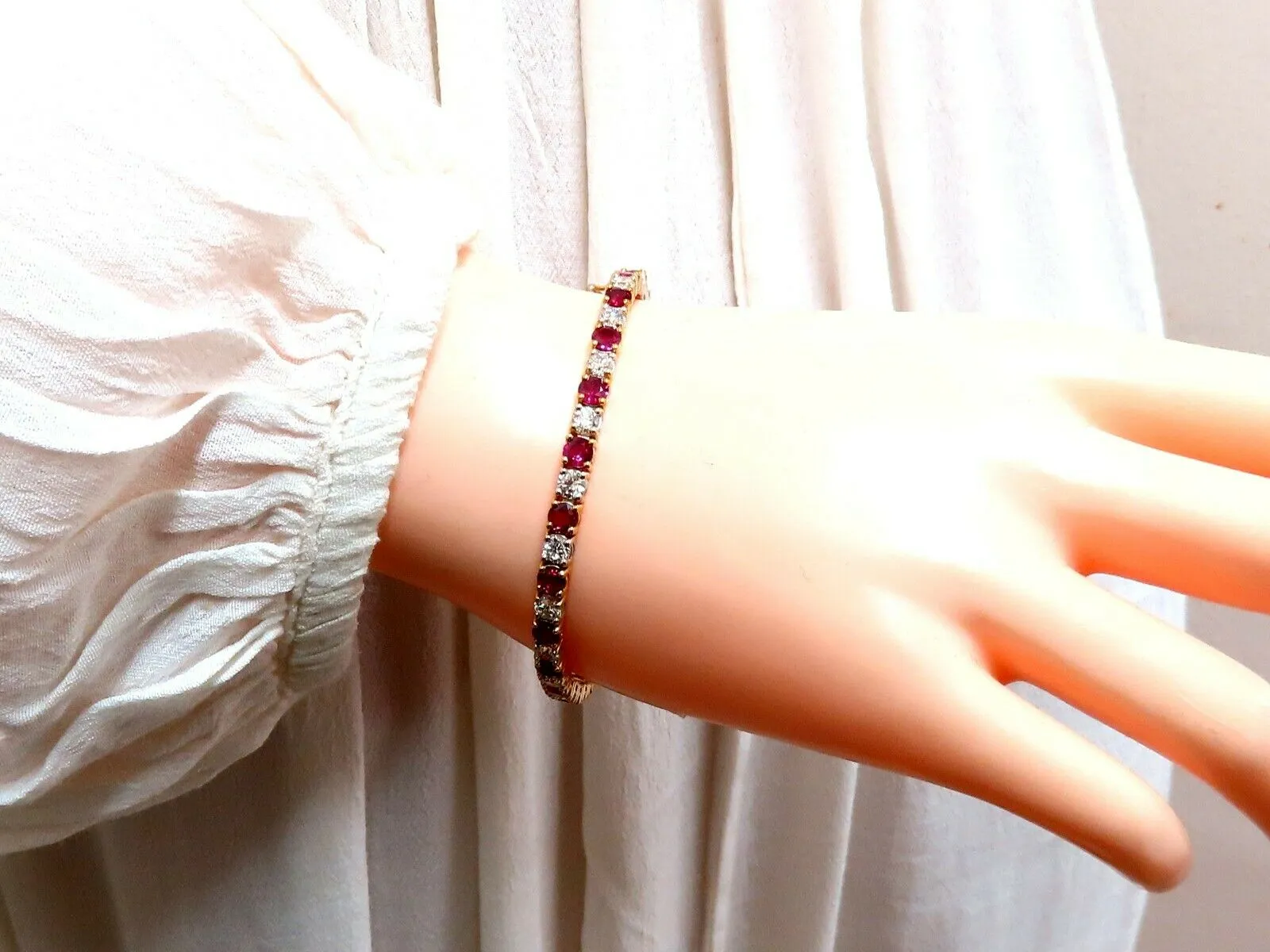 14.43Ct Natural Gem-Line Emerald Sapphire Ruby Bracelet 14Kt