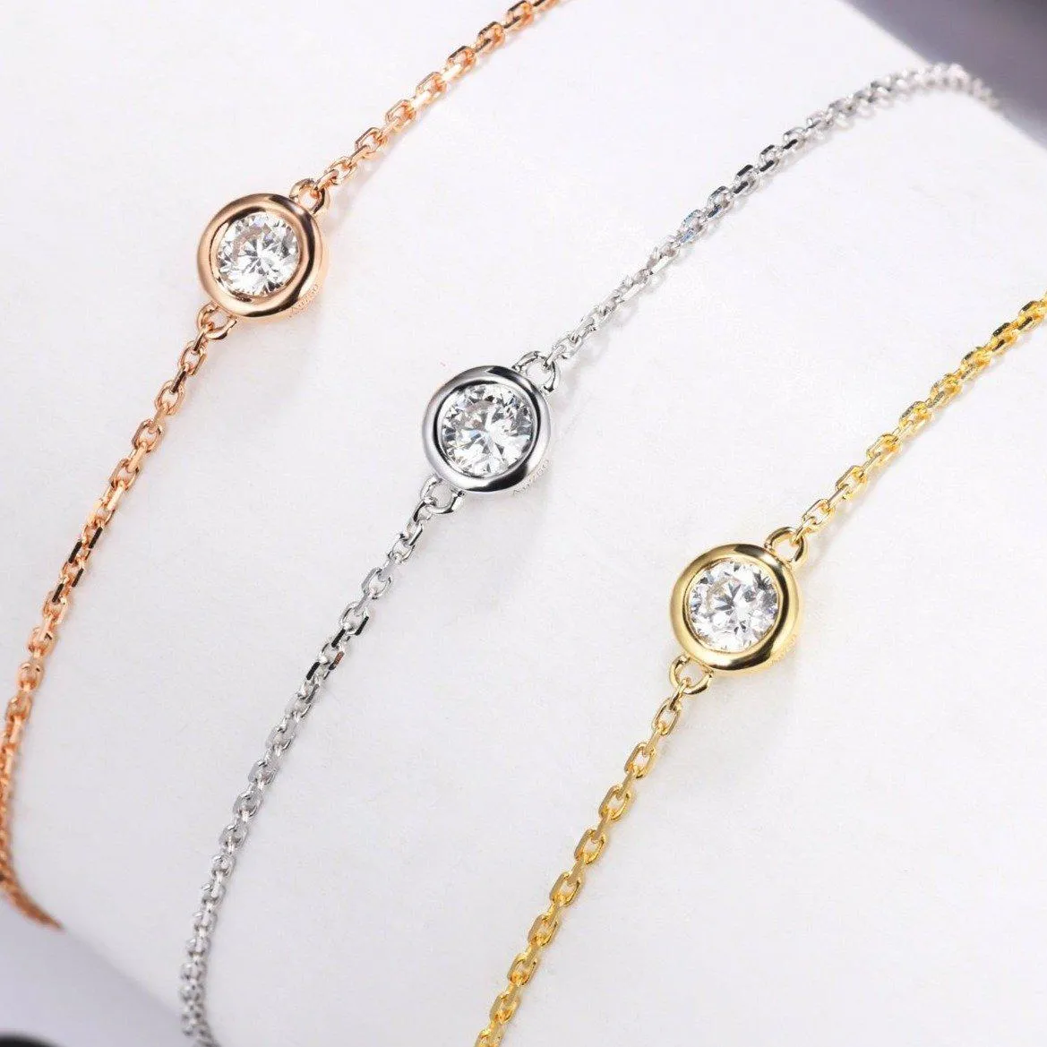 14k Gold Solitaire Moissanite Bezel Bracelet