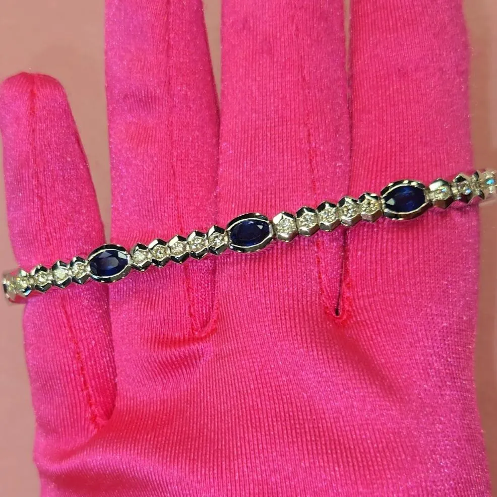14k White Gold Blue 6mm Sapphire Oval Natural Diamond 7" Bracelet - BR39-51093