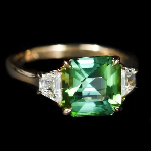 18K Yellow Gold 2.99 Carat Tourmaline and Diamond Ring