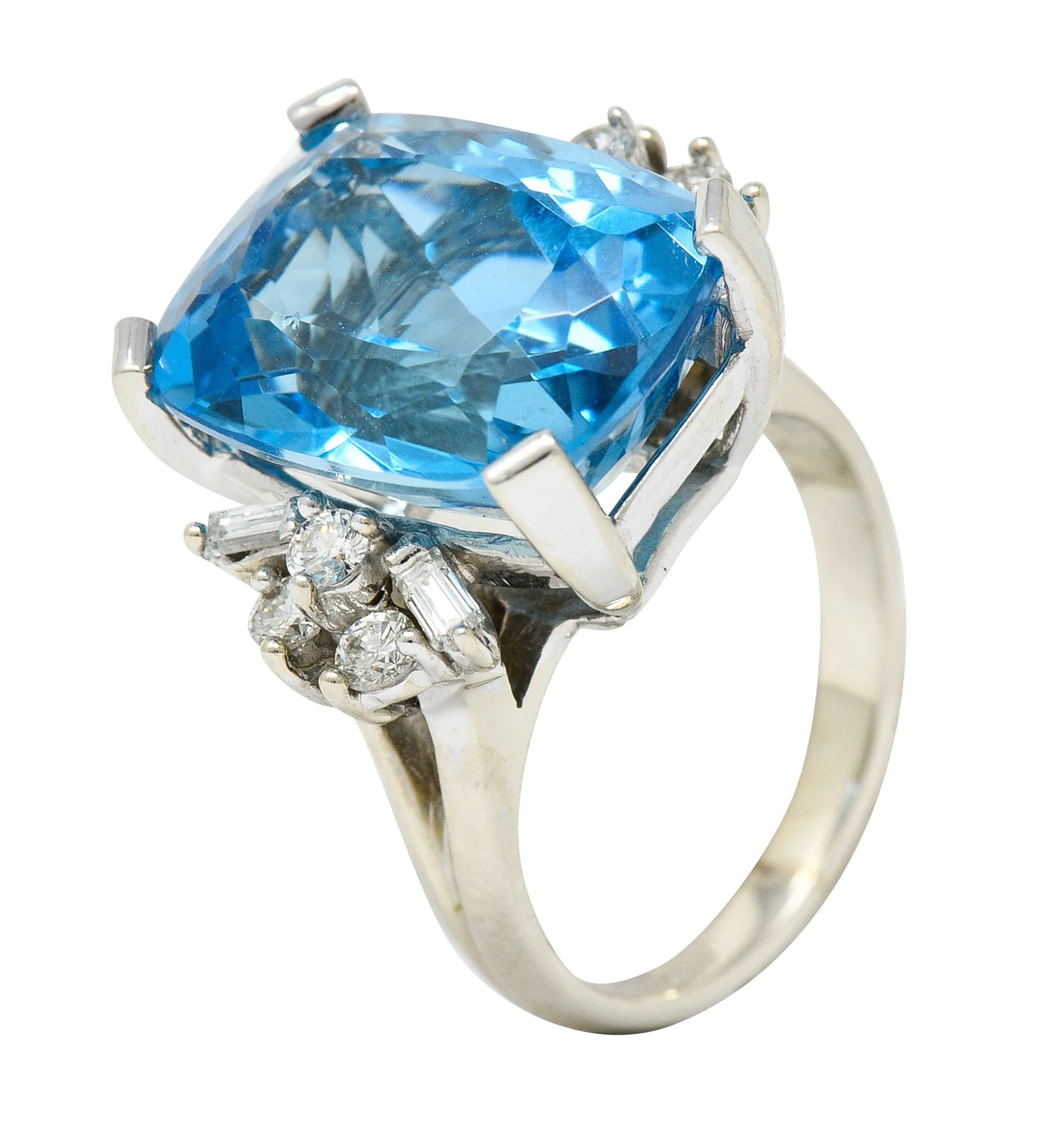 1960's Vintage Blue Topaz Diamond 14 Karat White Gold Cocktail Ring