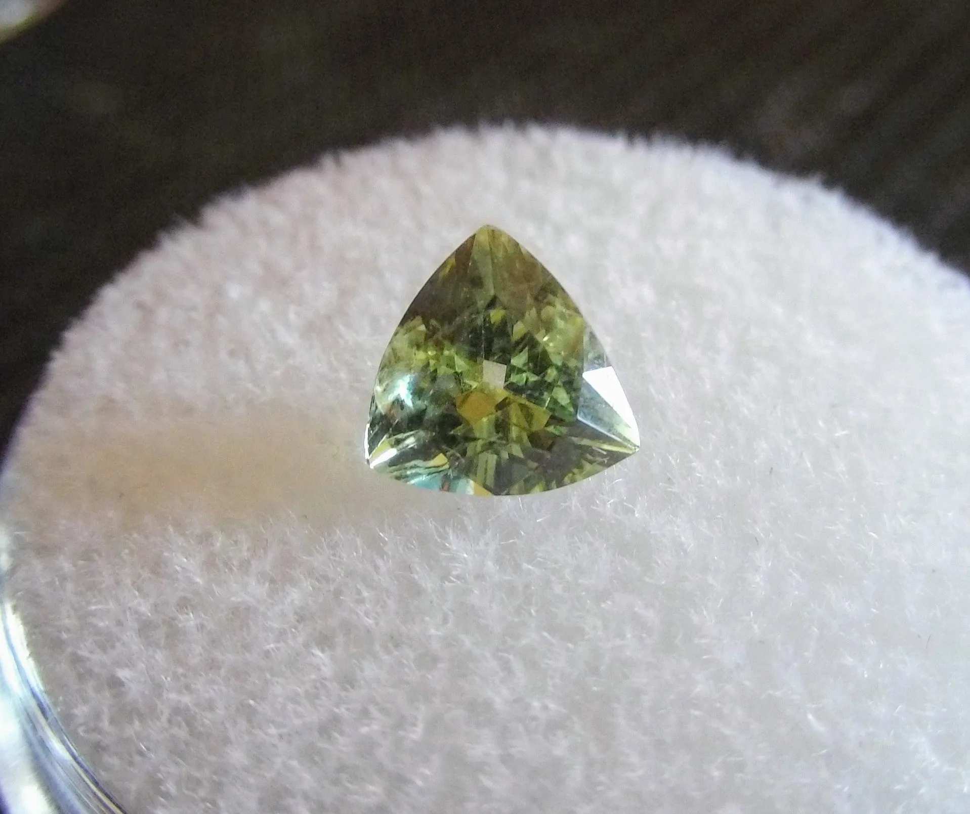 1ct GREEN TRILLION MONTANA SAPPHIRE