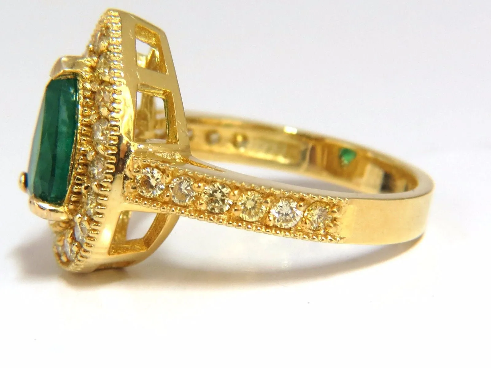 2.85ct Natural Pear Brilliant Emerald diamond ring 14kt G/Vs  Fancy Yellows