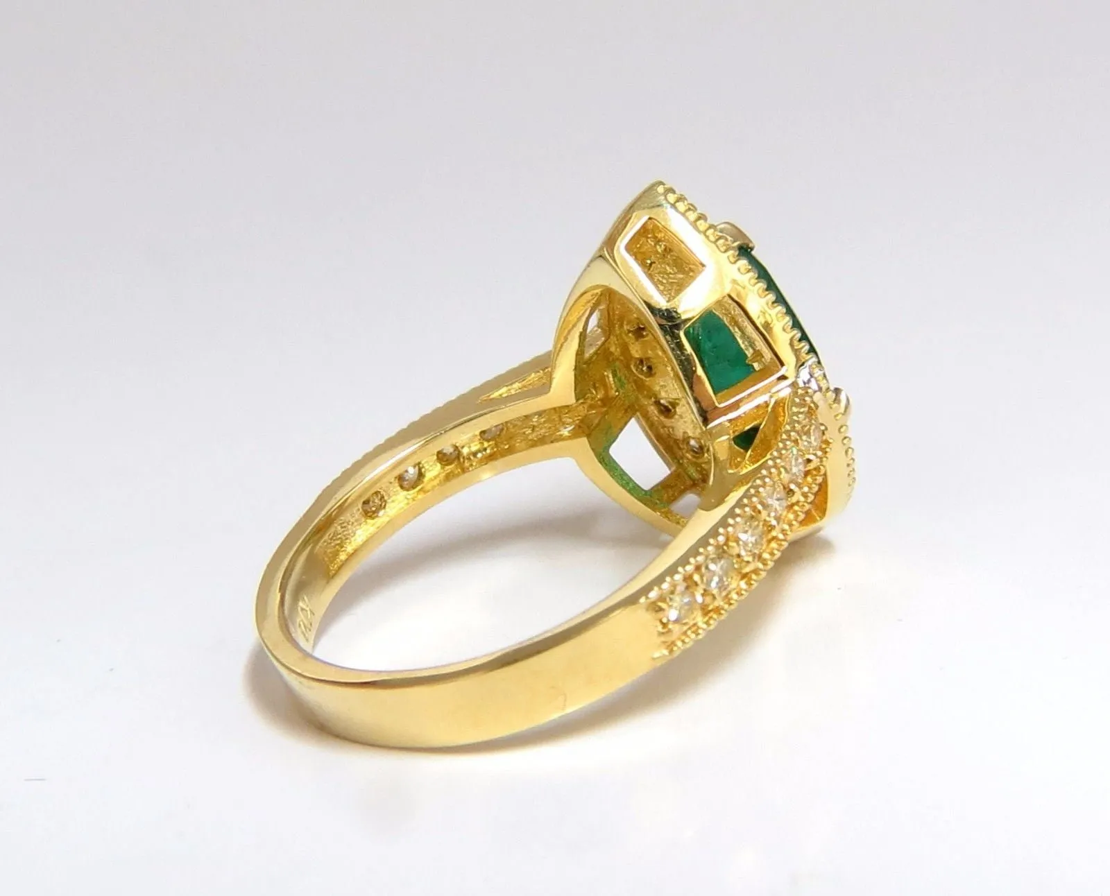 2.85ct Natural Pear Brilliant Emerald diamond ring 14kt G/Vs  Fancy Yellows