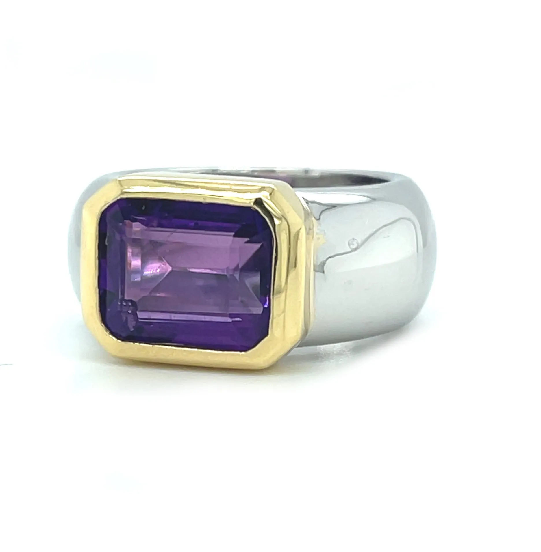 2.95 Carat Bezel Set Amethyst in Wide 18k Gold Band Ring