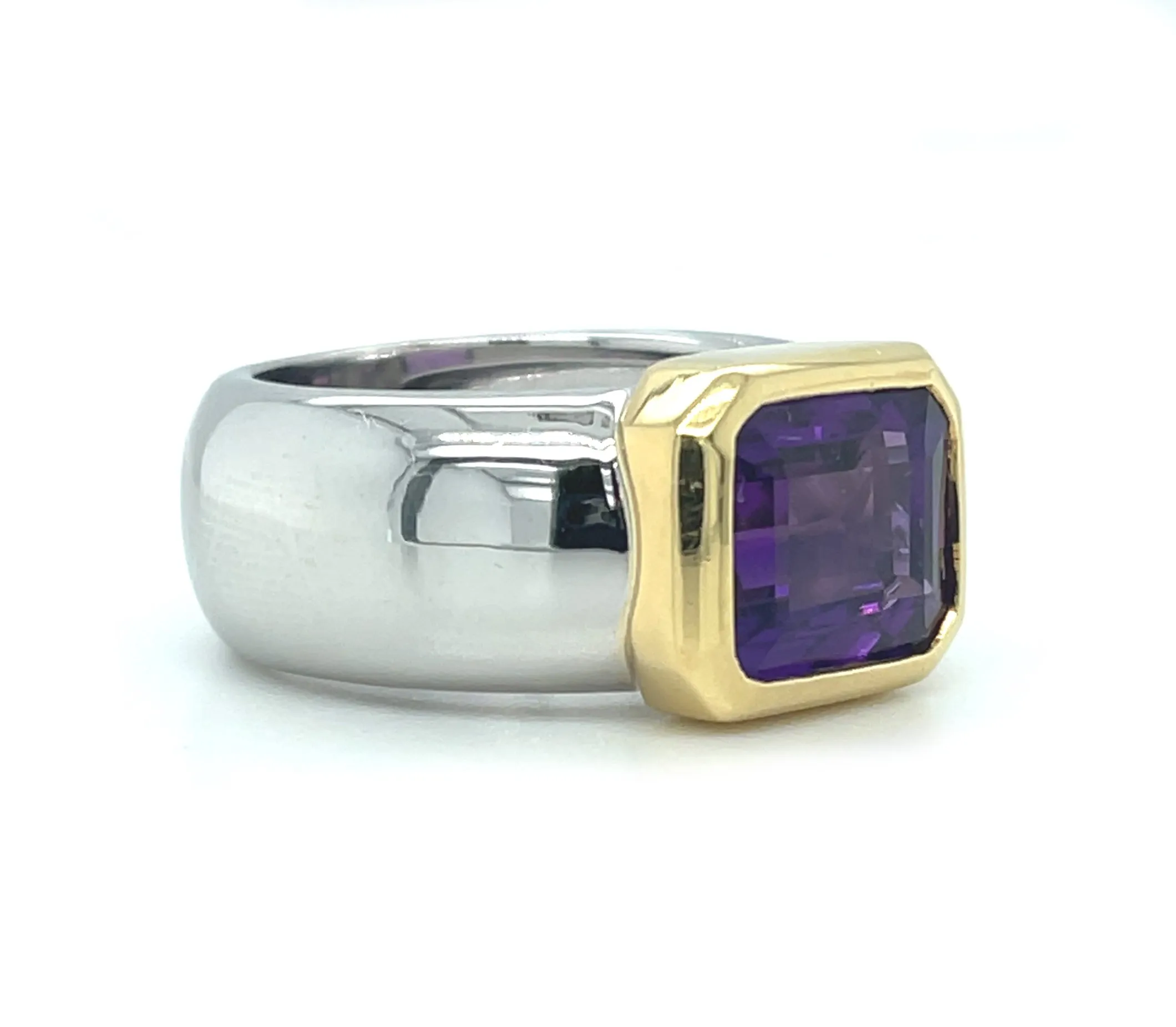 2.95 Carat Bezel Set Amethyst in Wide 18k Gold Band Ring