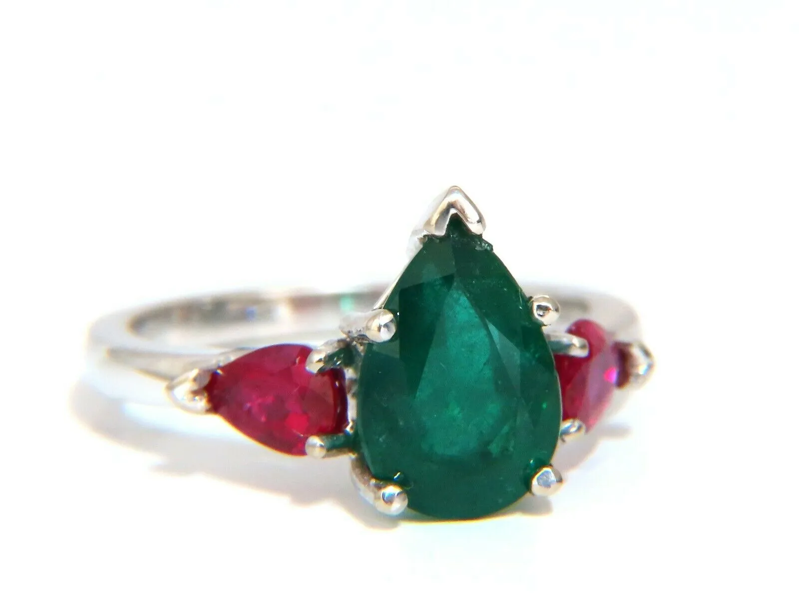 3.01ct natural pear-shaped emerald cut emerald ruby ring 14kt