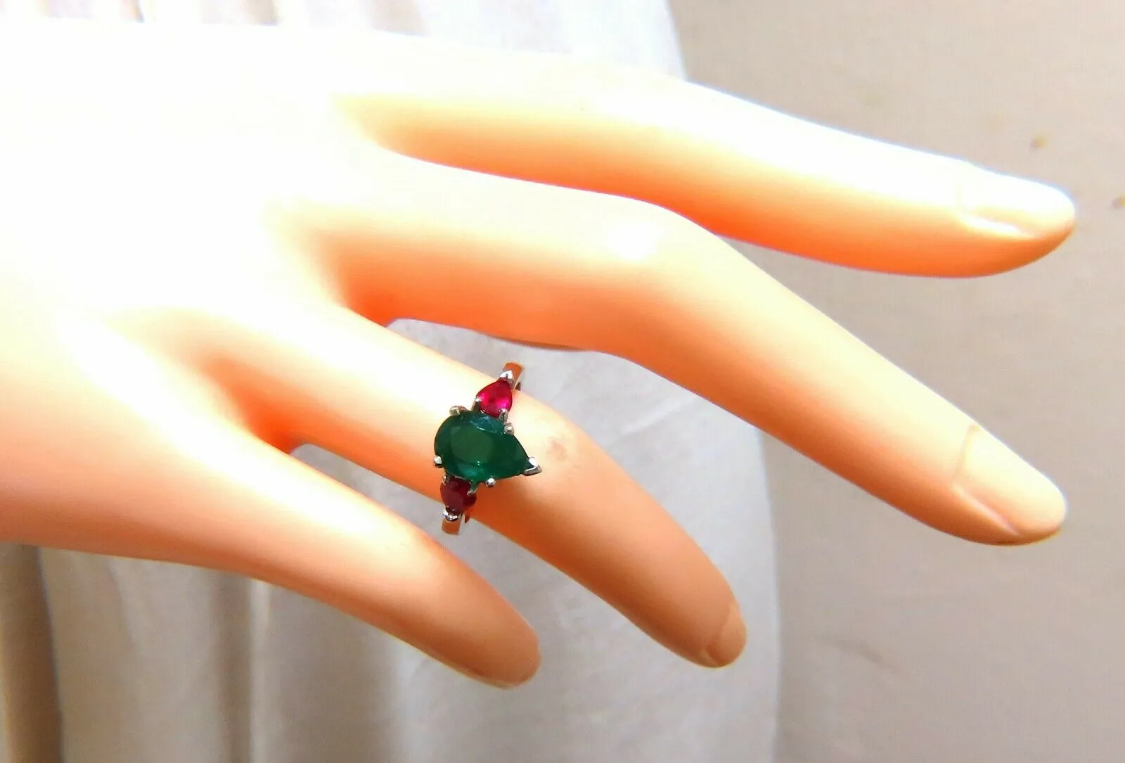 3.01ct natural pear-shaped emerald cut emerald ruby ring 14kt