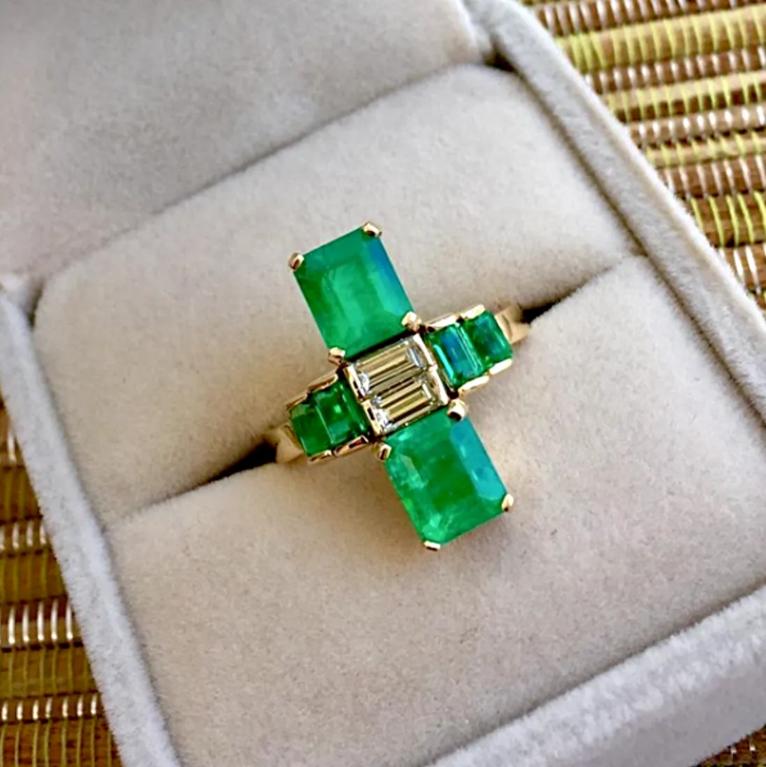 4.24 Carat Natural Fine Colombian Emerald Diamond Art Deco Style Ring 18K
