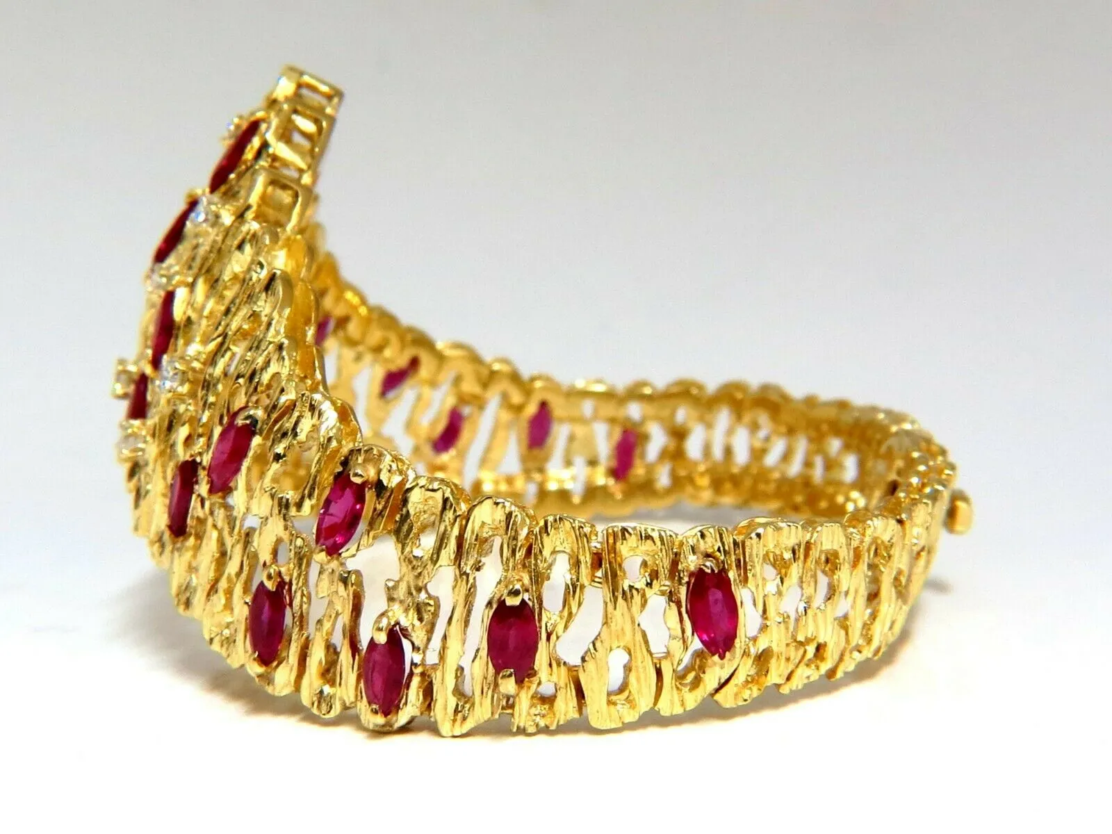 6.00ct Natural Ruby Diamond Coral Patina Chevron Cuff Bracelet 18 Karat