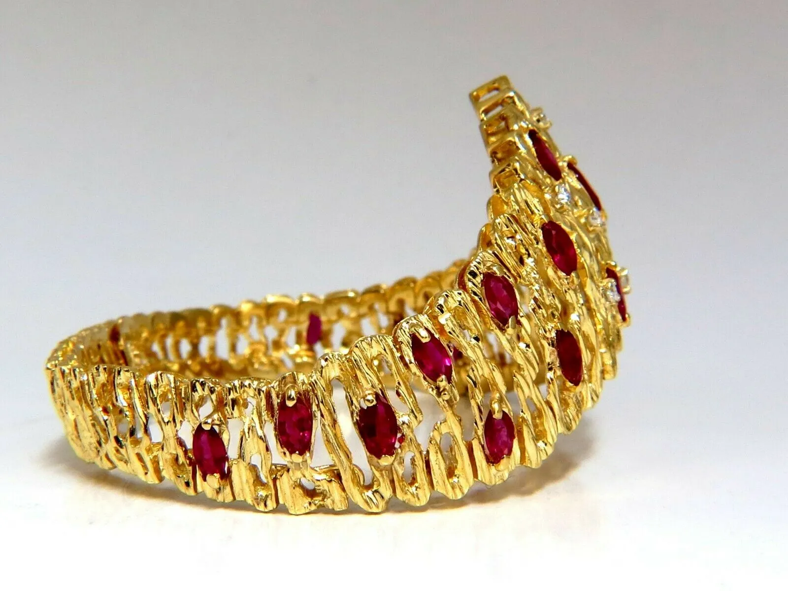 6.00ct Natural Ruby Diamond Coral Patina Chevron Cuff Bracelet 18 Karat