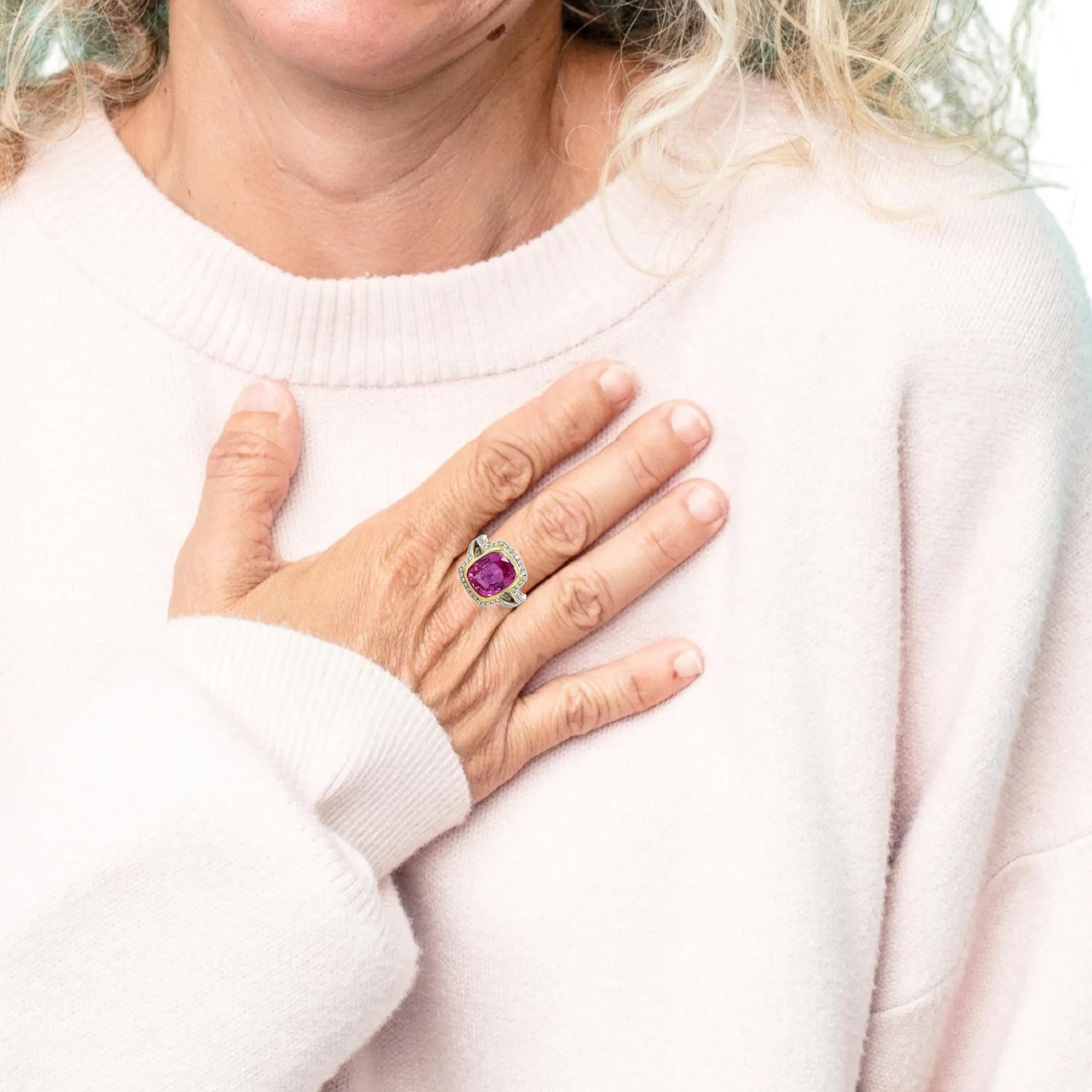 6.56 Carat Pink Sapphire GIA, Diamond White, Yellow Gold Bezel Cocktail Ring