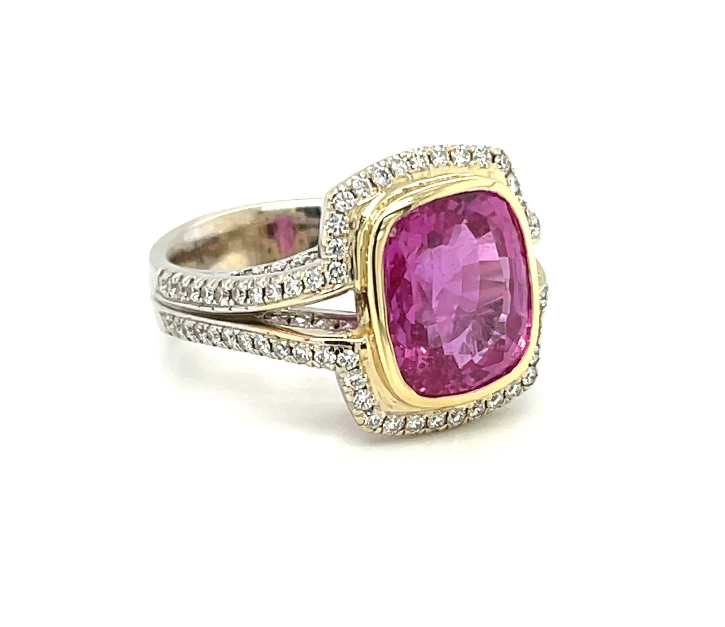 6.56 Carat Pink Sapphire GIA, Diamond White, Yellow Gold Bezel Cocktail Ring