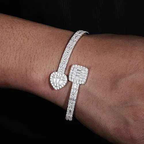 925 Sterling Silver Heart & Square prominent 7" Bangle Bracelet - C300059