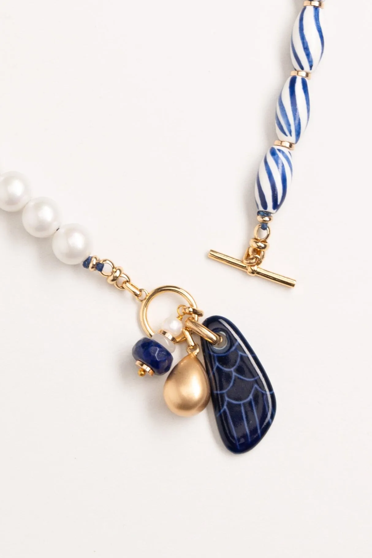 Asymmetrical White Striped Beaded Necklace