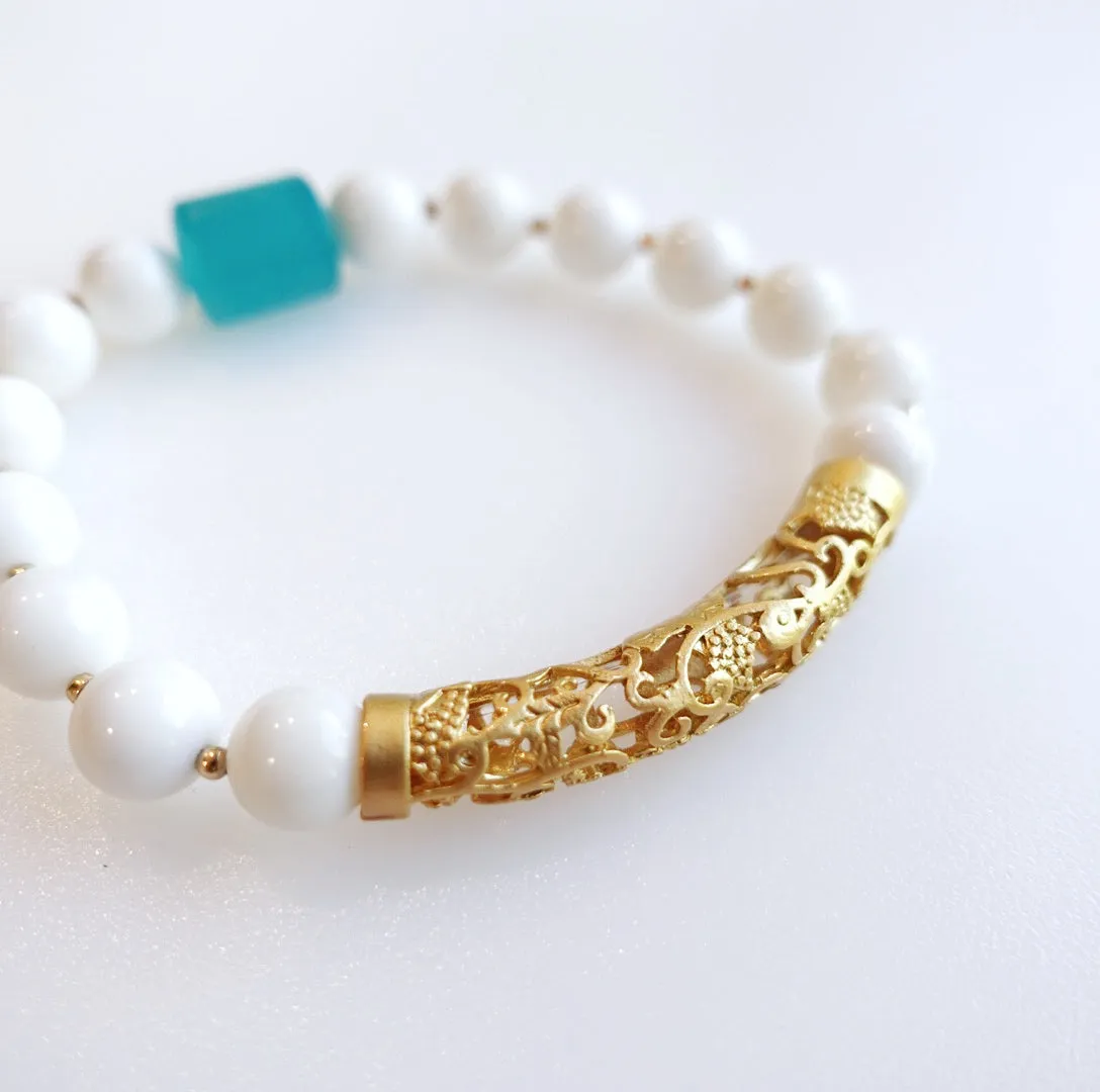 Auspicious Beaded Tridacna Bracelet