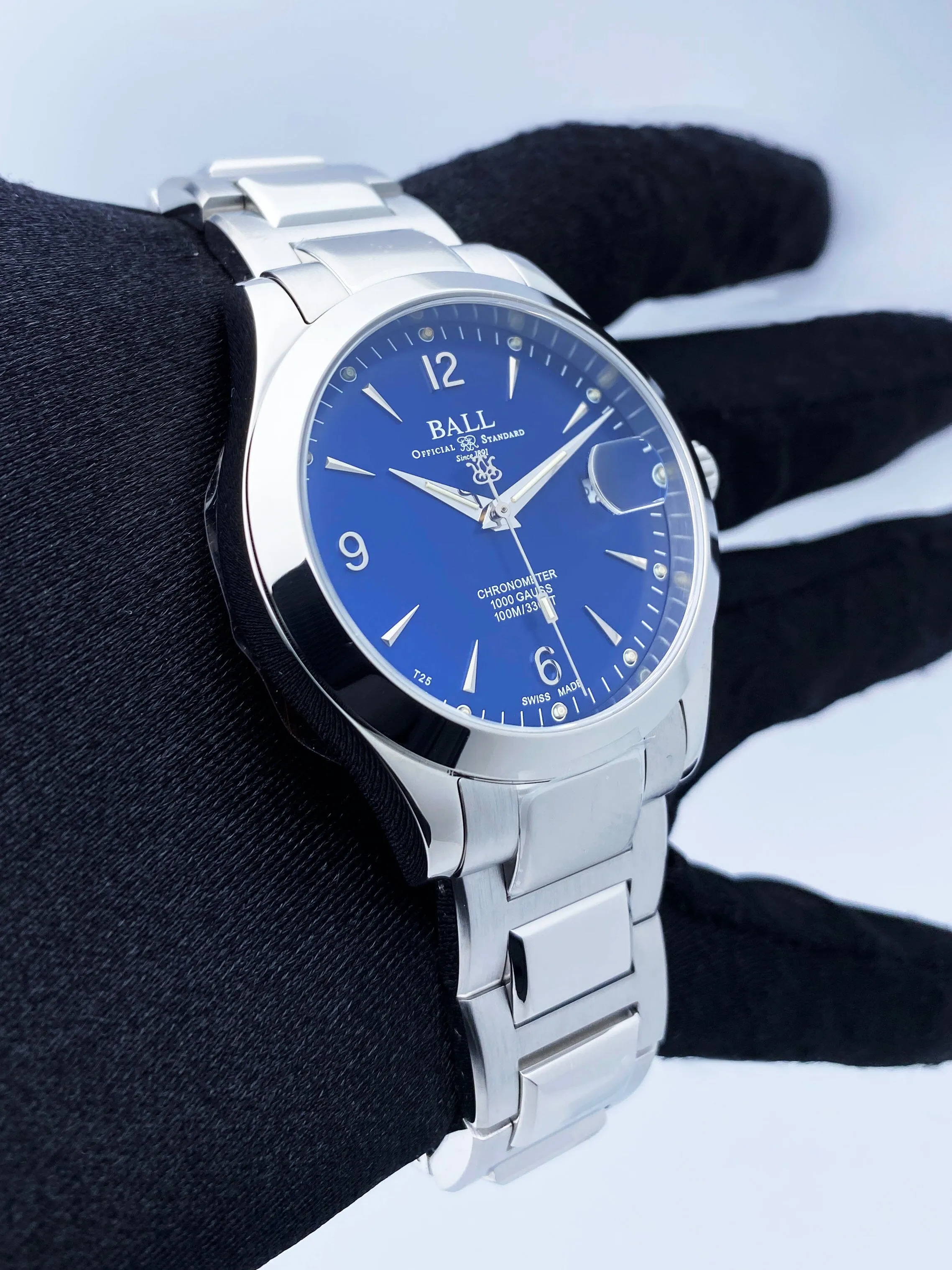 BALL Engineer III Ohio Chronometer Blue Dial Mens Watch Box Papers