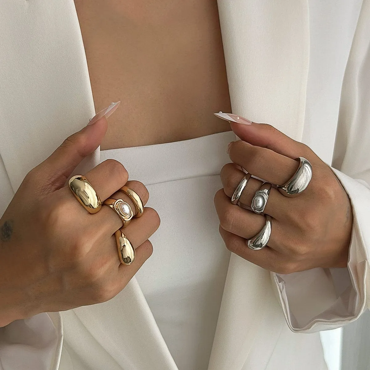 Baroque 4pcs Gold Silver Tone Pearl Inlaid Ring Set