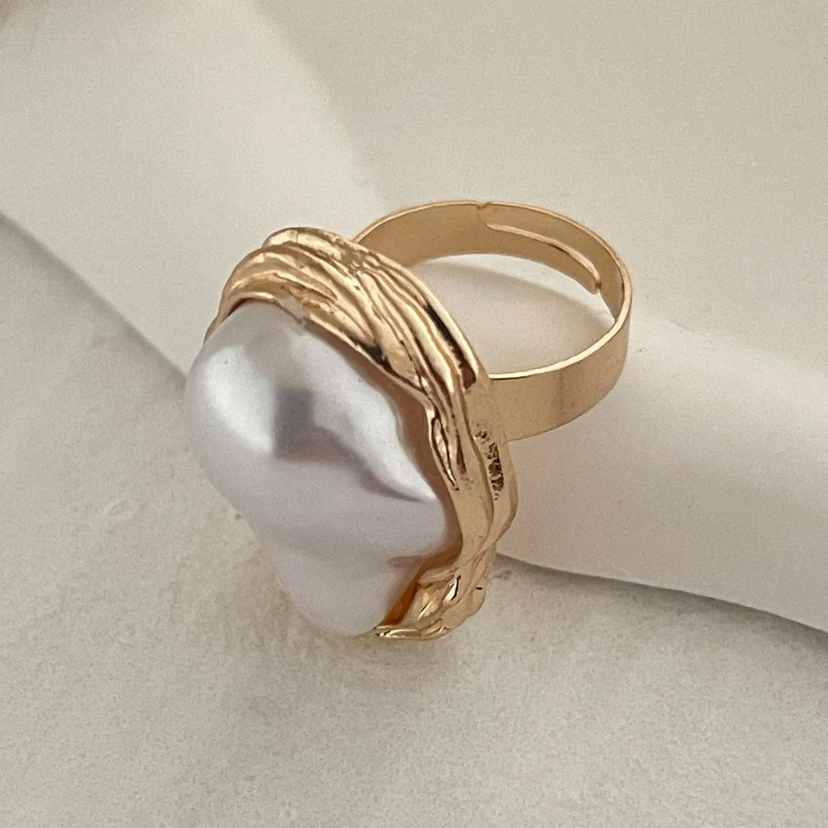 Baroque Gold Silver Tone Pearl Inlaid Textured Flower Hollow Ring Set