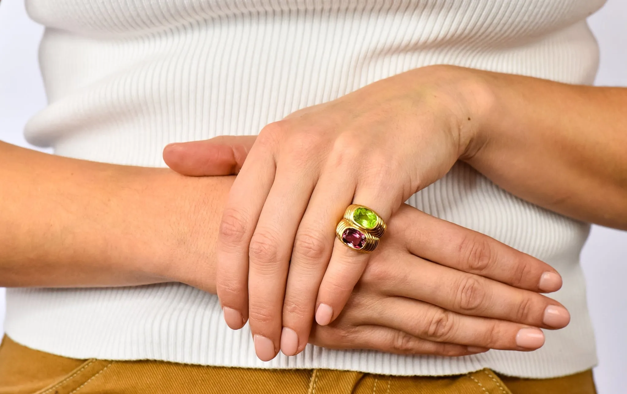 Bulgari 6.10 CTW Peridot Pink Tourmaline 18 Karat Gold Italian Doppio Band Ring