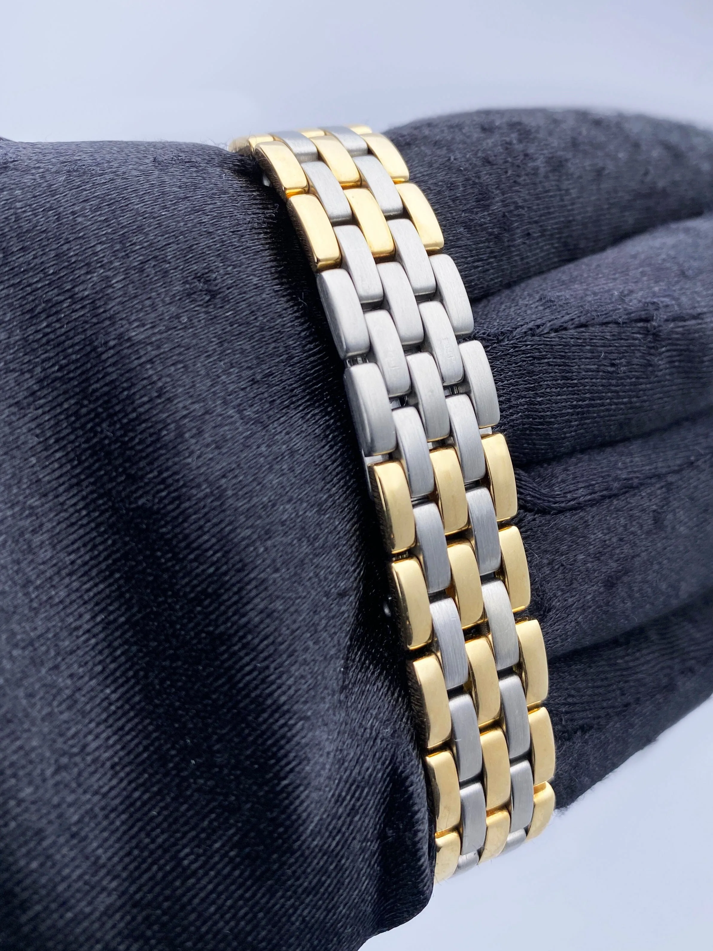 Cartier Panthere 1120 Three Row Ladies Watch