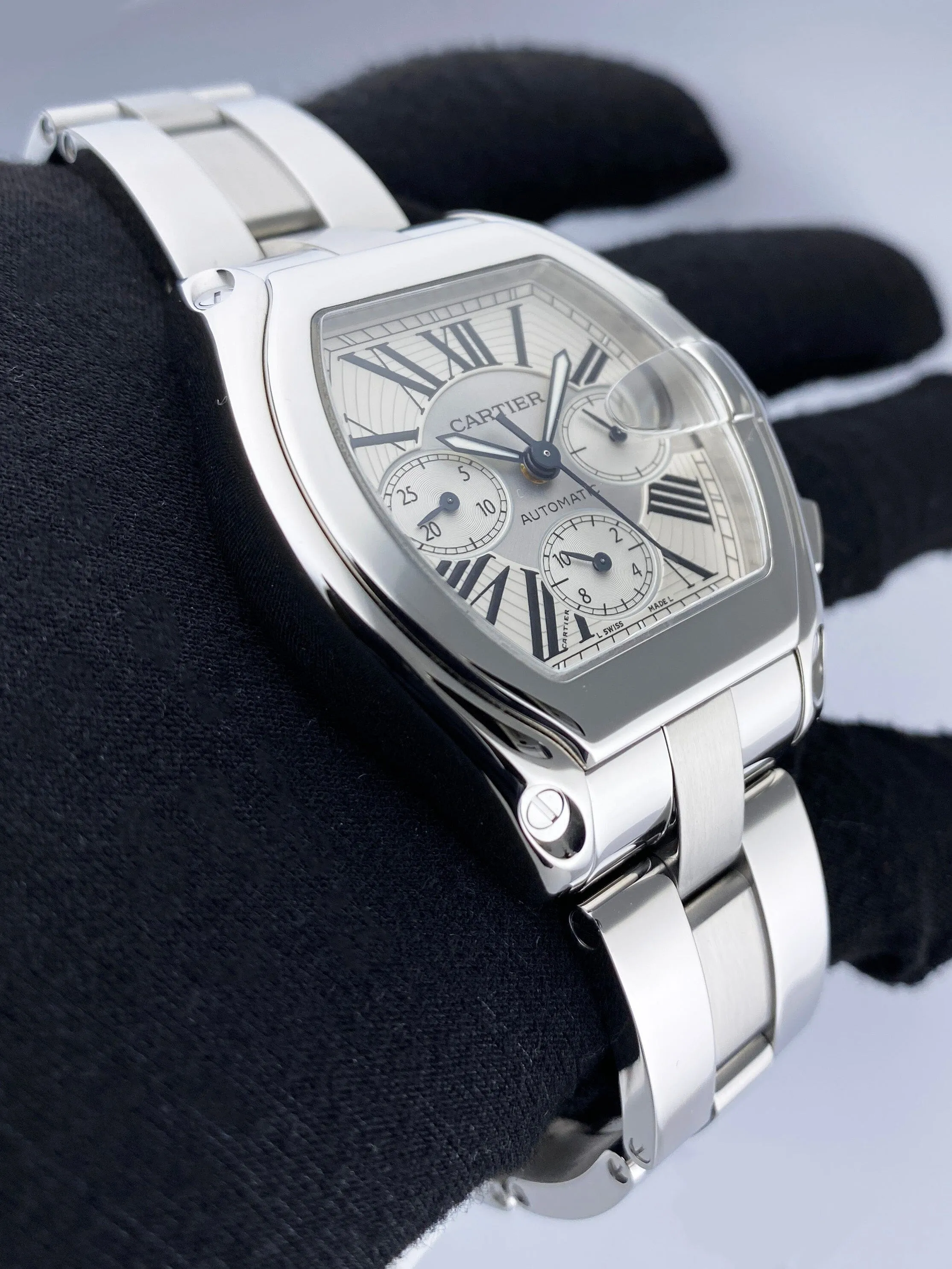 Cartier Roadster W62019X6 Silver Dial Mens Watch Box Papers