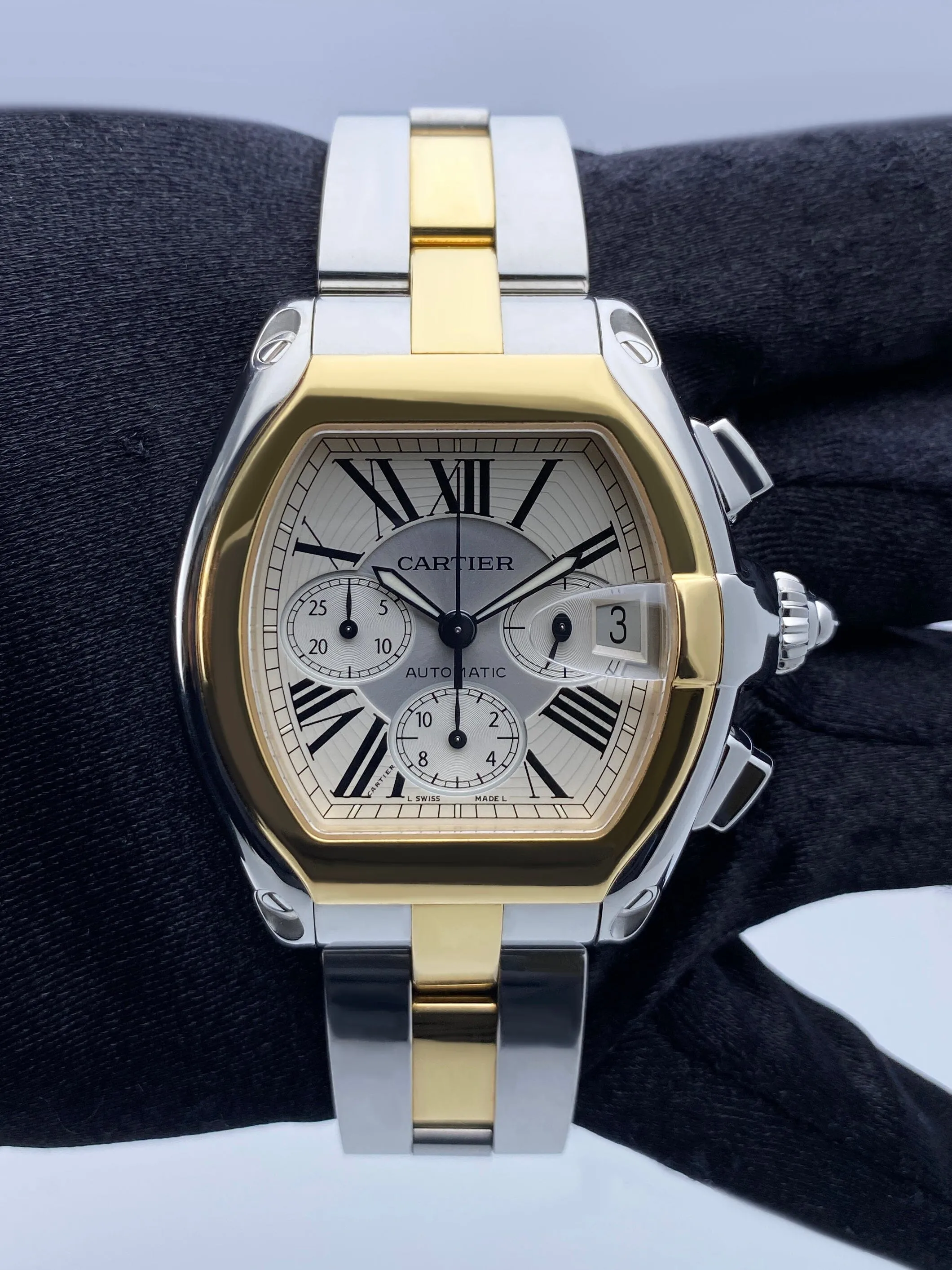 Cartier Roadster W62027Z1 Silver Dial Two Tone Mens Watch