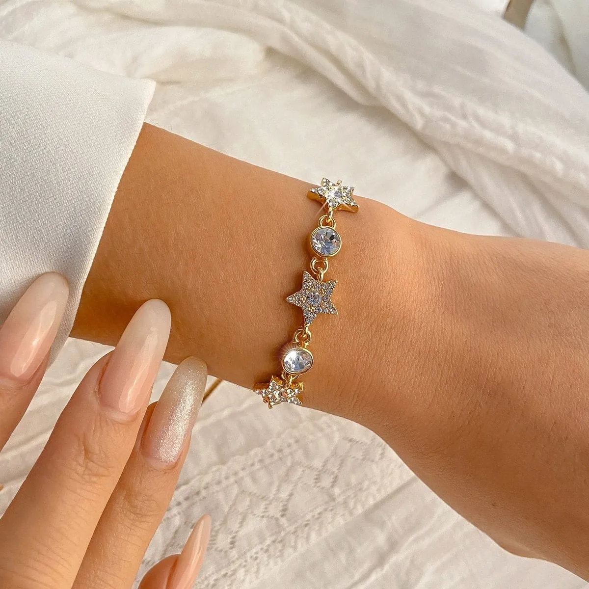 Chic CZ Inlaid Star Bracelet