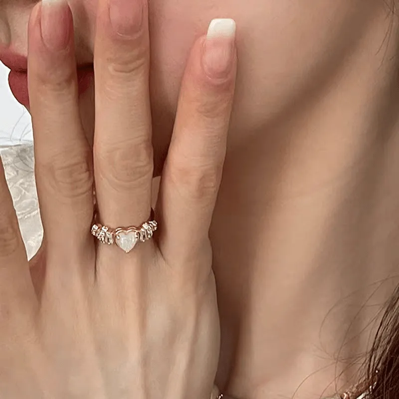Chic Rhinestone Inlaid Opal Heart Ring