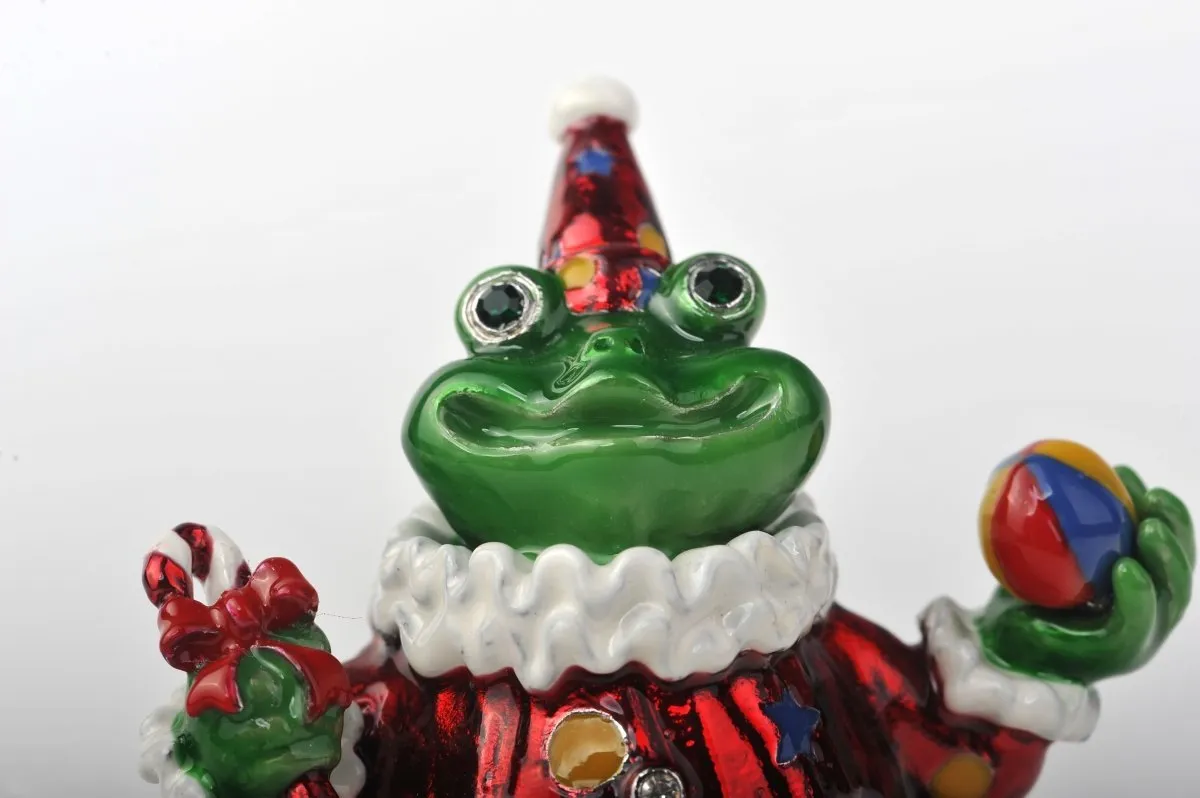 Clown Frog Juggling