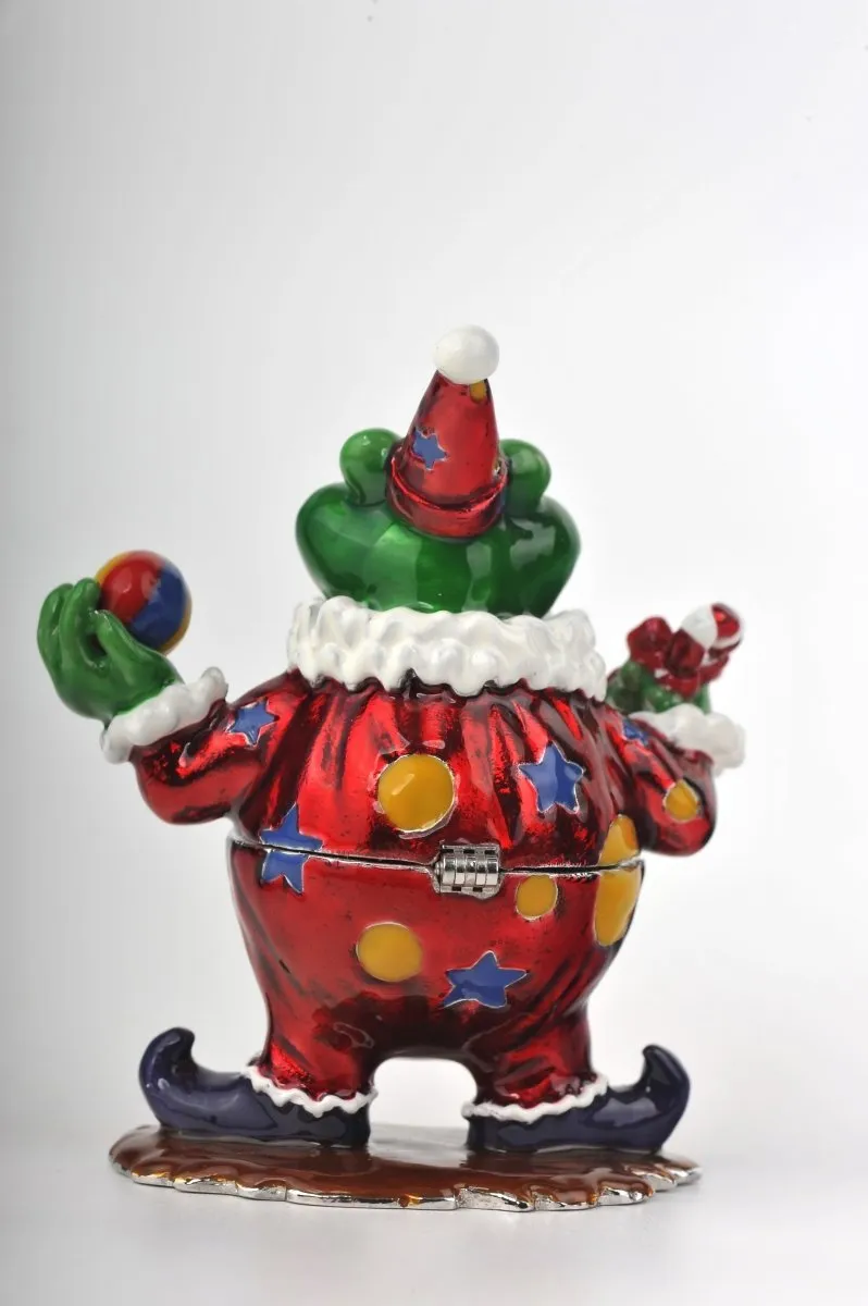 Clown Frog Juggling