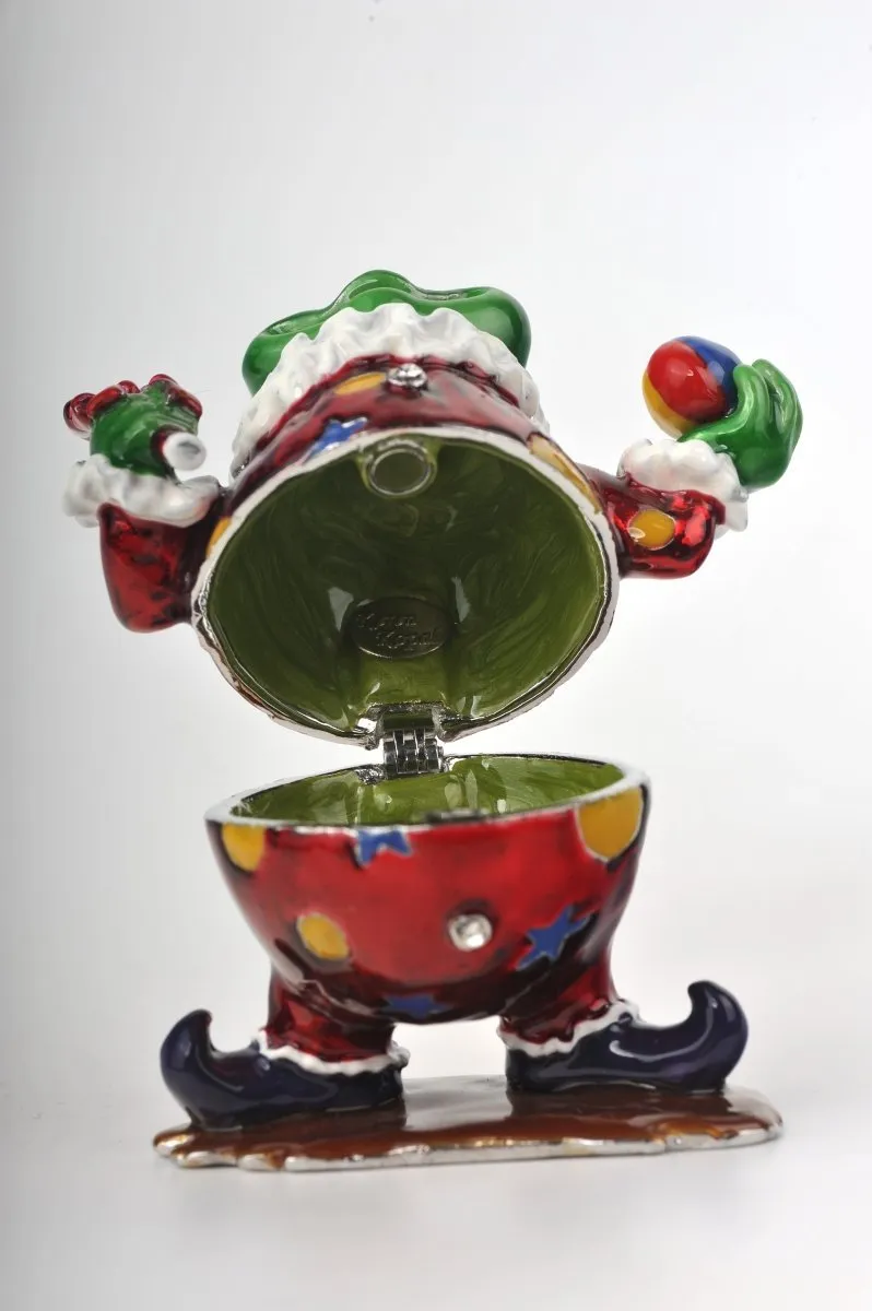 Clown Frog Juggling