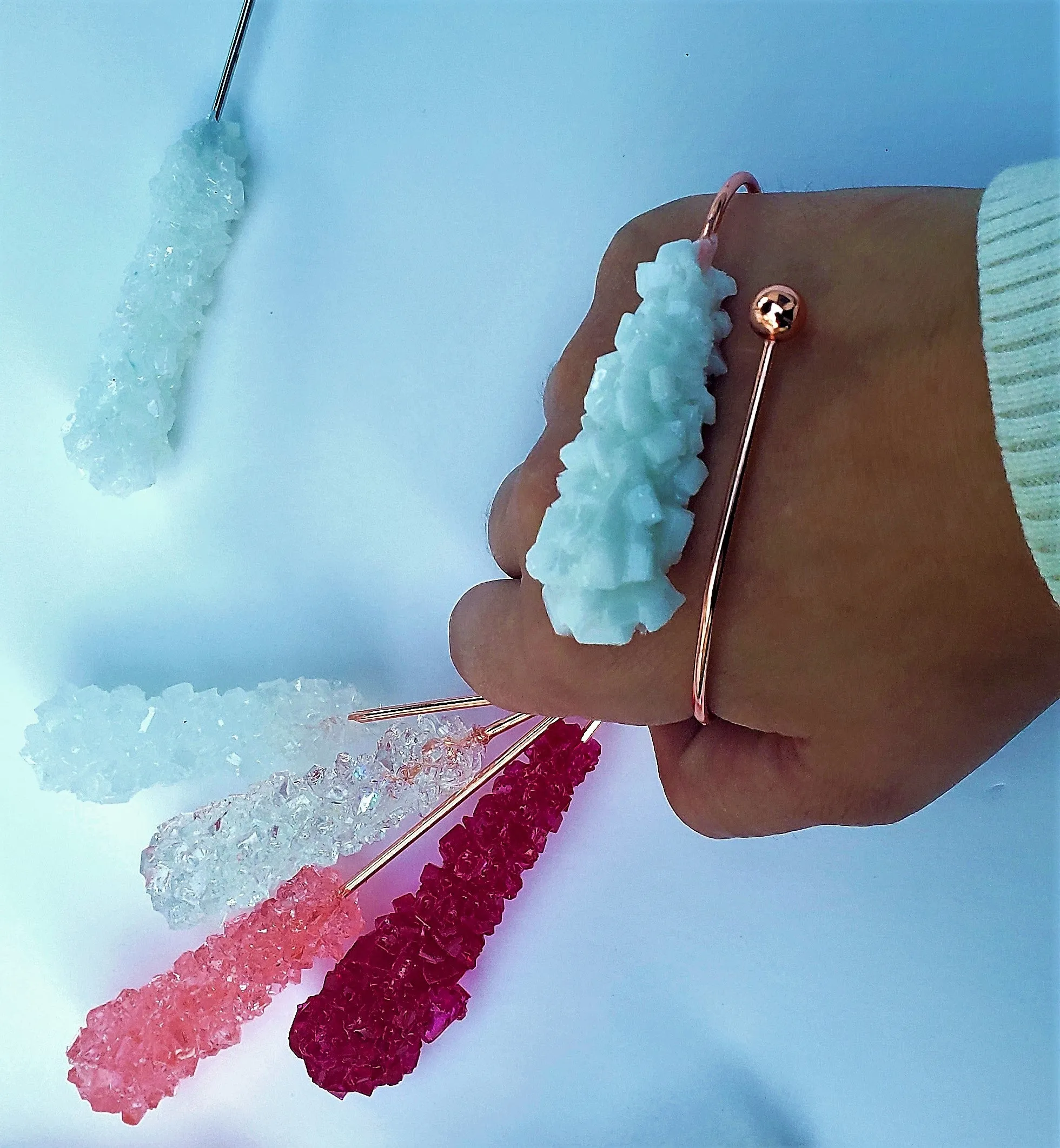 COBALT ROCK CANDY PALM CUFF