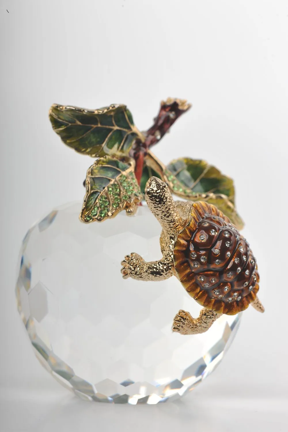Crystal Apple with a Turtle