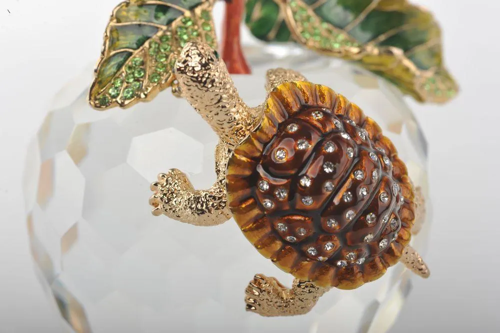 Crystal Apple with a Turtle