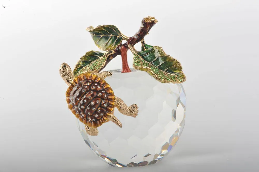 Crystal Apple with a Turtle