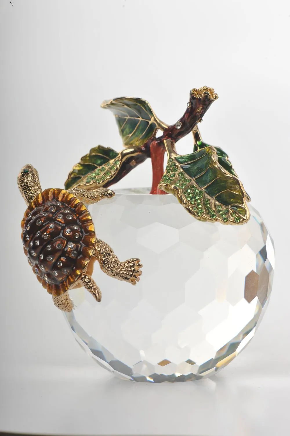 Crystal Apple with a Turtle
