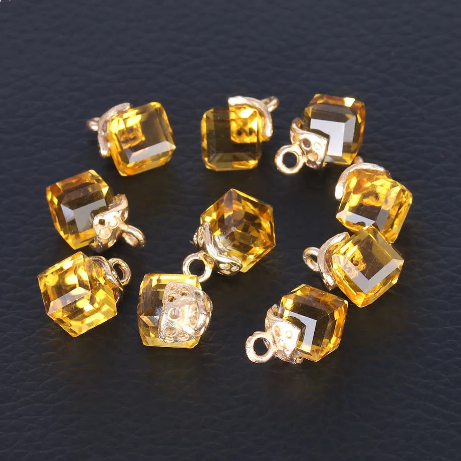 Cubic glass beads