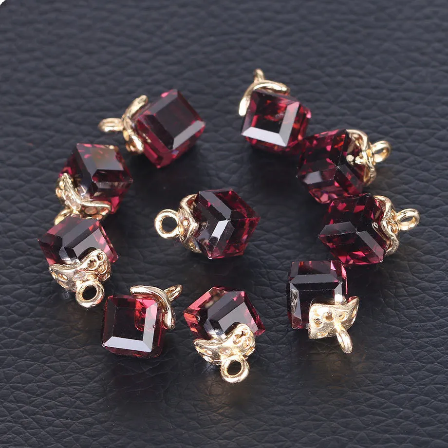 Cubic glass beads