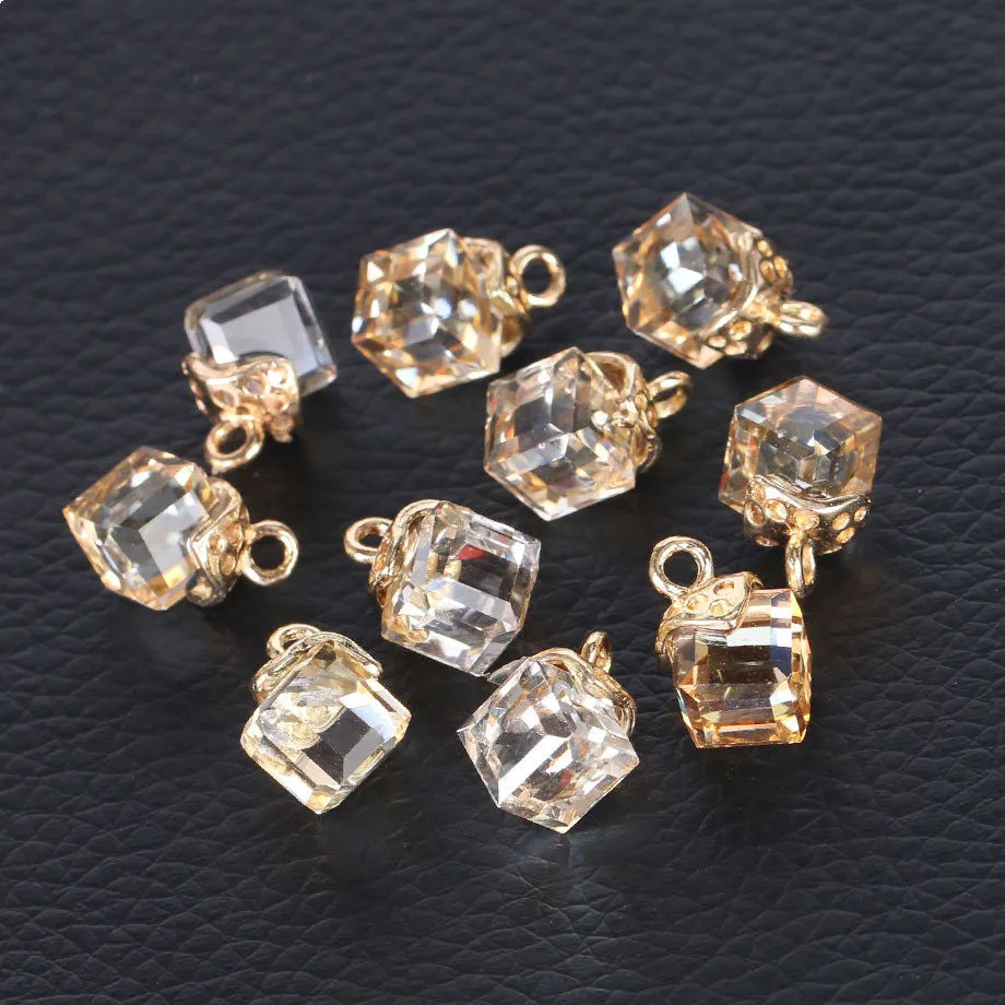 Cubic glass beads