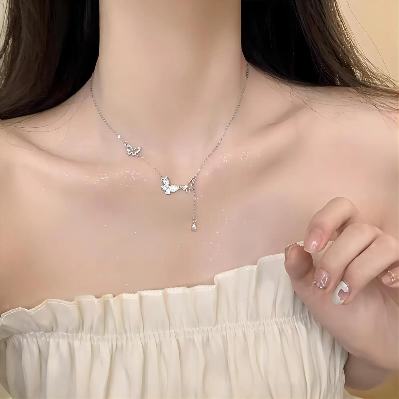 Dainty CZ Inlaid Hollowed-out Trio Butterfly Necklace