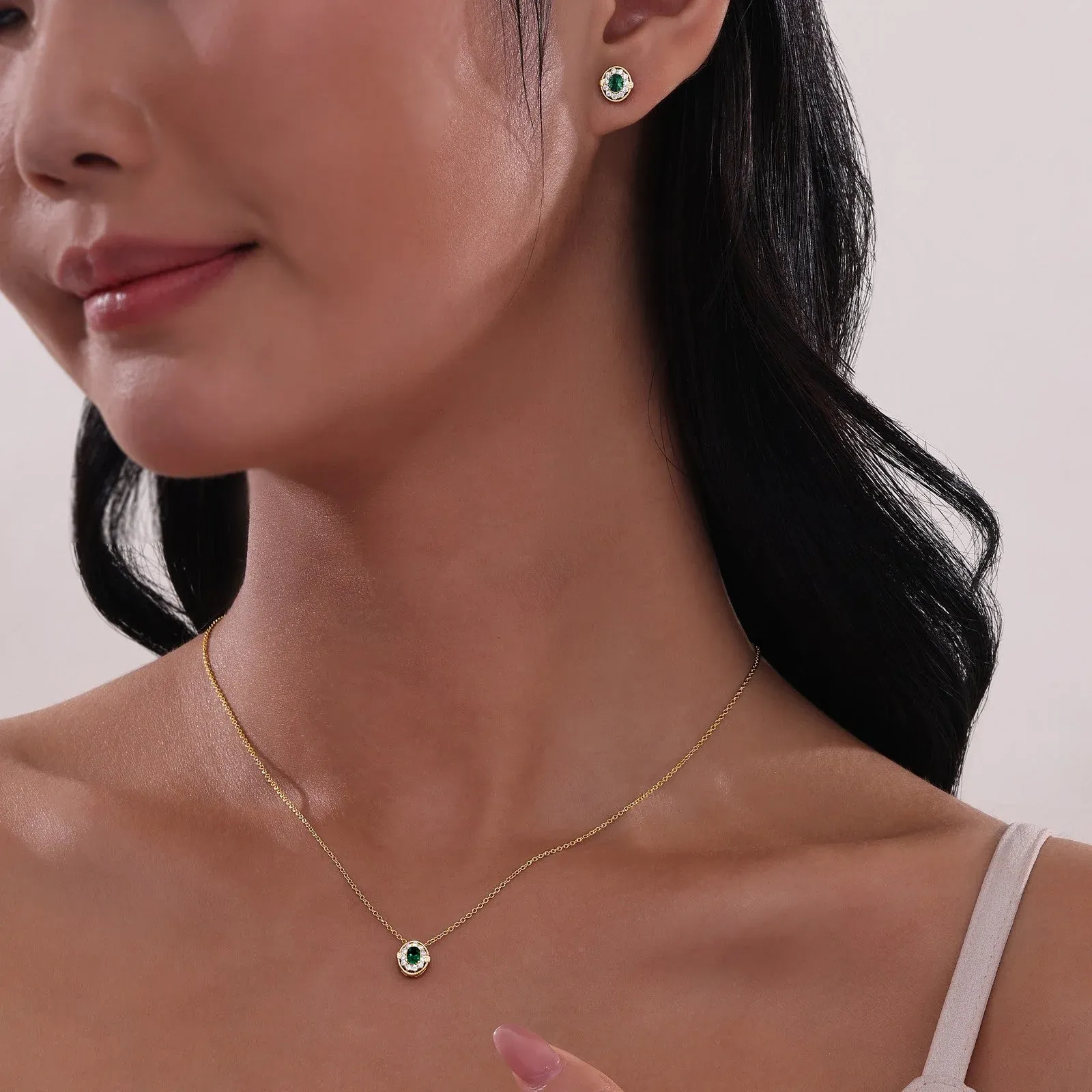 Elegant Oval Emerald Green Earrings
