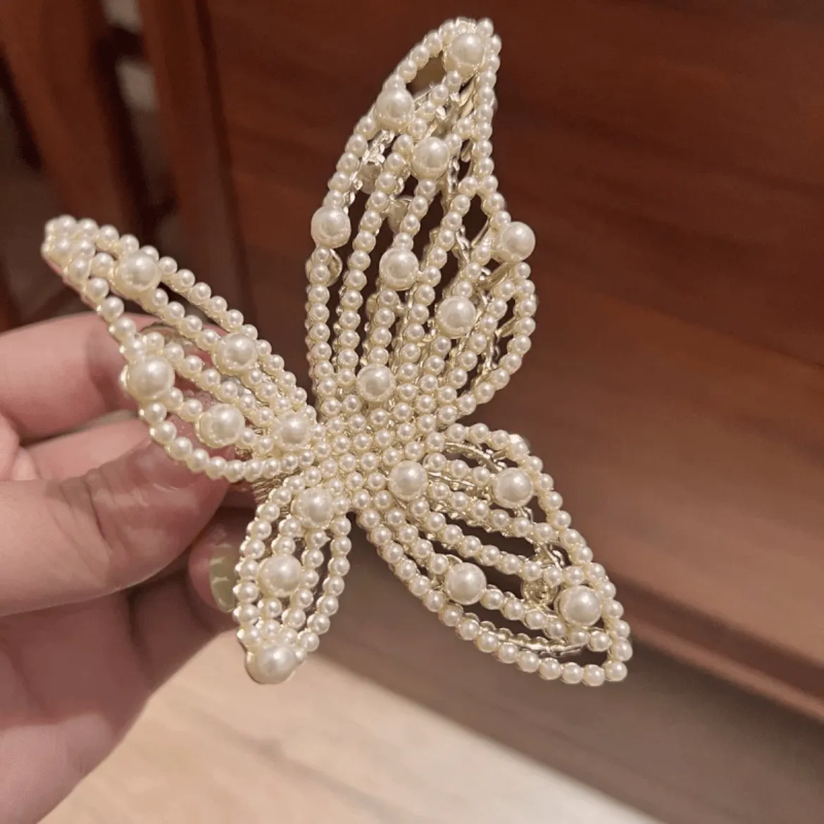 Elegant Rhinestone Pearl Inlaid Butterfly Chignon Claw Clip Hair Clip