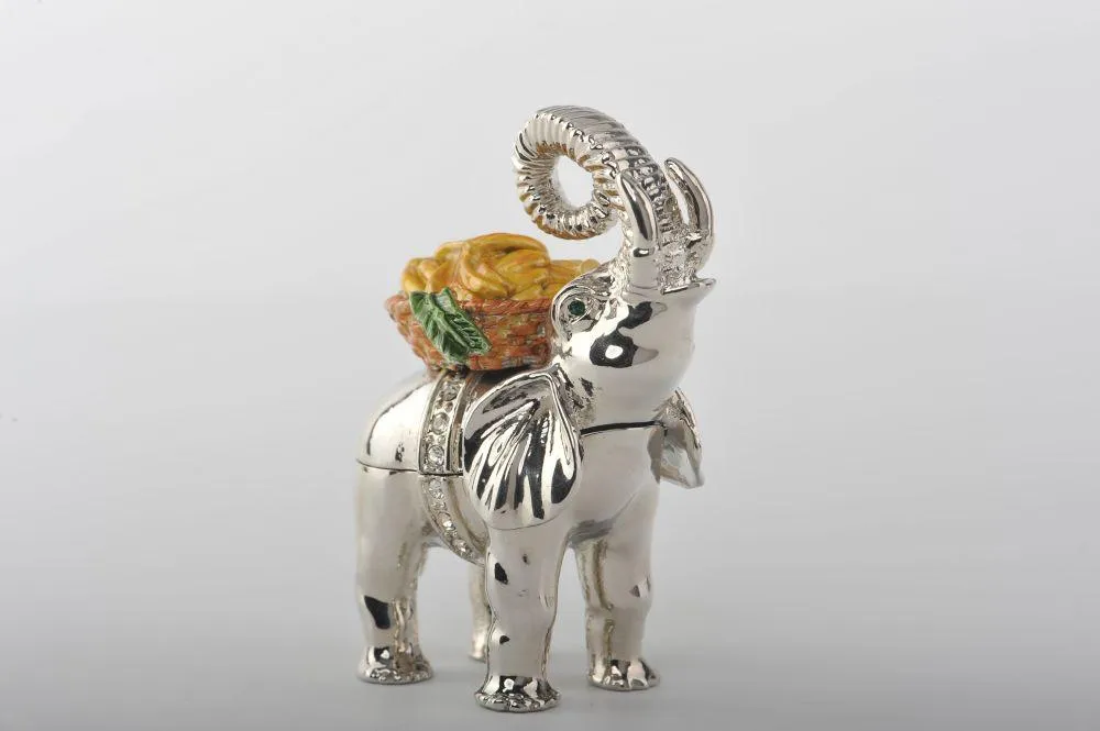 Elephant with Bananas