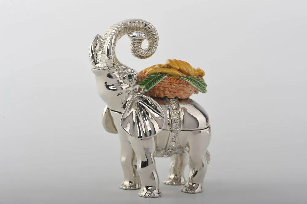 Elephant with Bananas