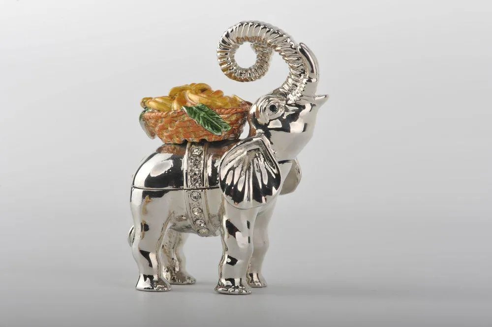 Elephant with Bananas