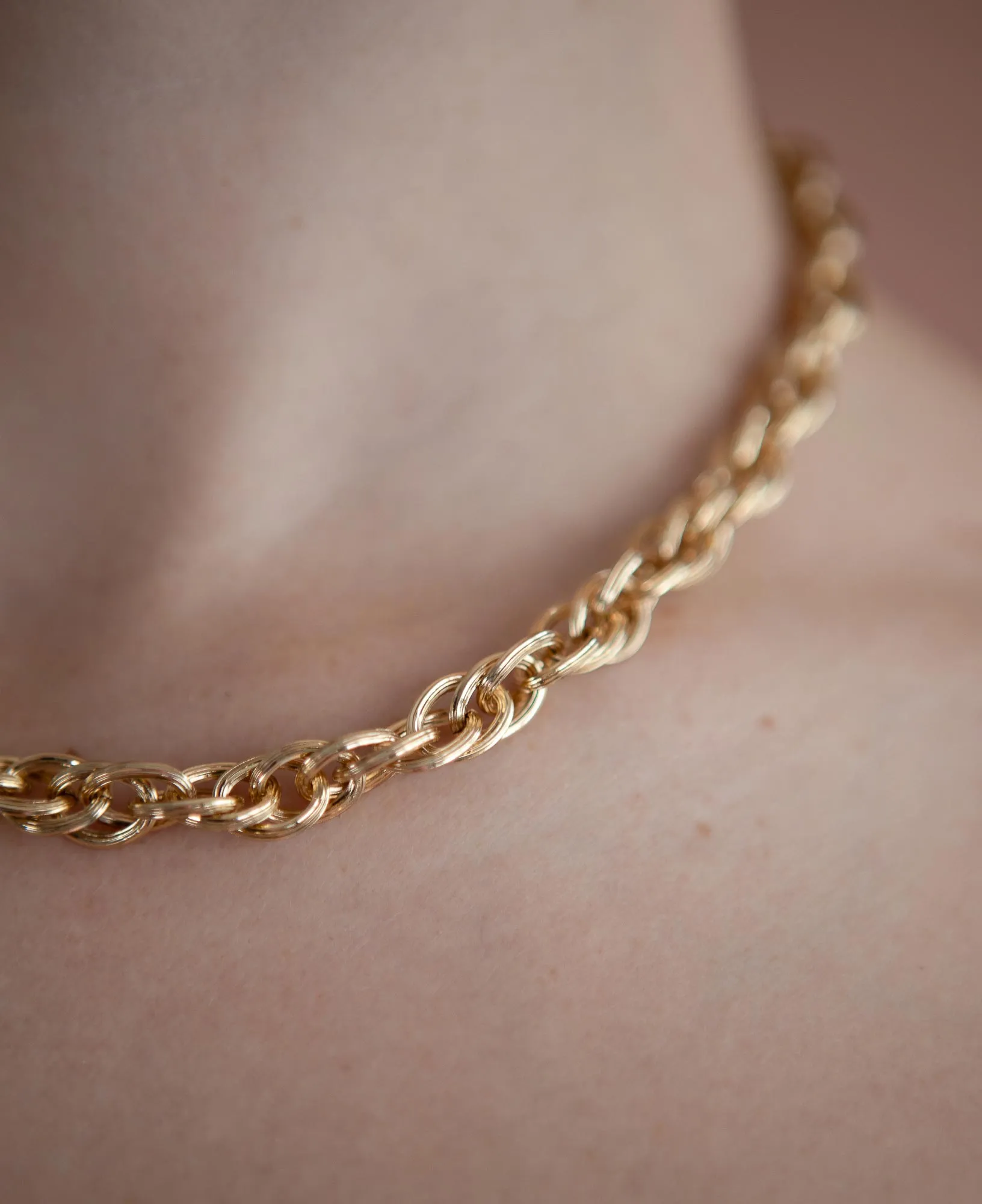 Emma Chunky Chain Gold Necklace