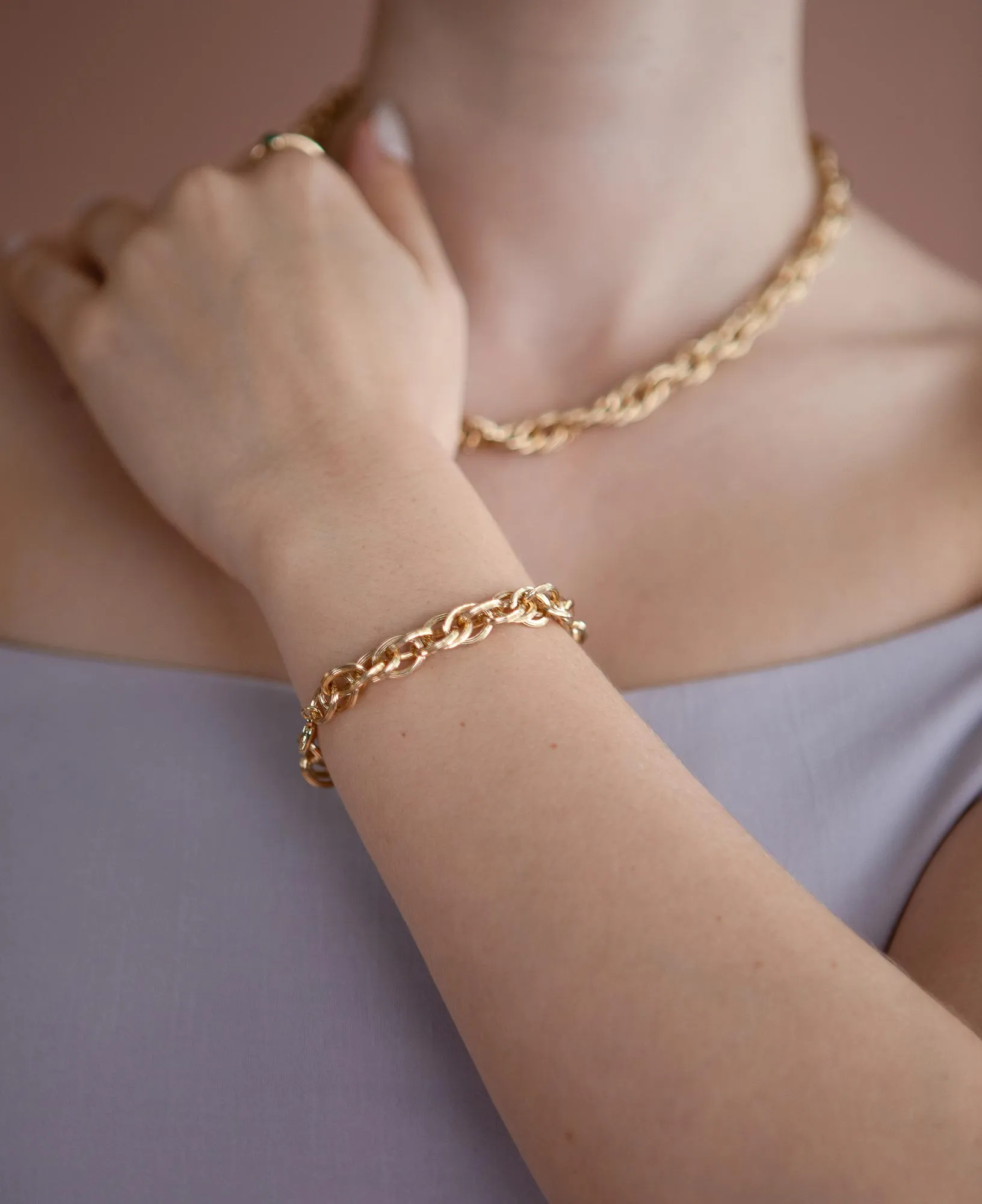 Emma Chunky Chain Gold Necklace